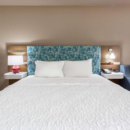 Hampton Inn Biloxi-Ocean Springs Exteriör bild